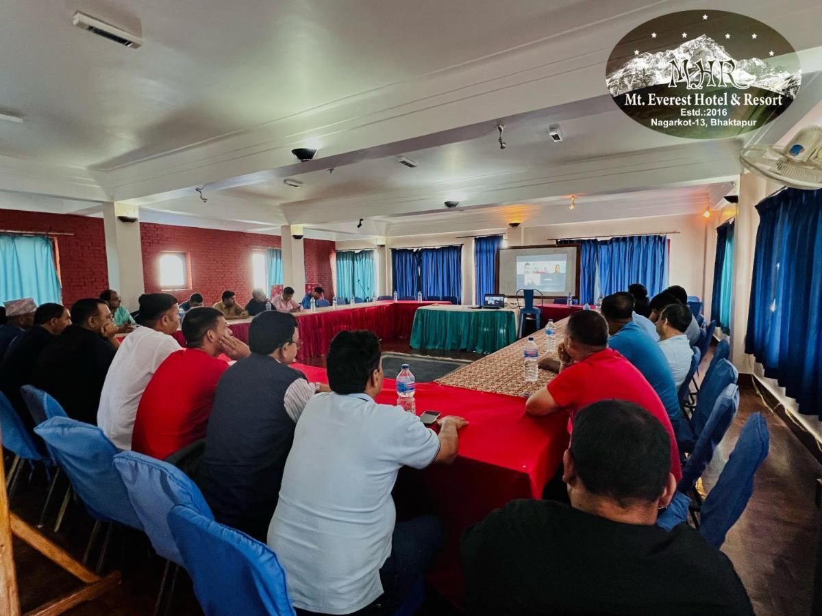 Mount Everest Hotel & Resort Nagarkot Exterior foto