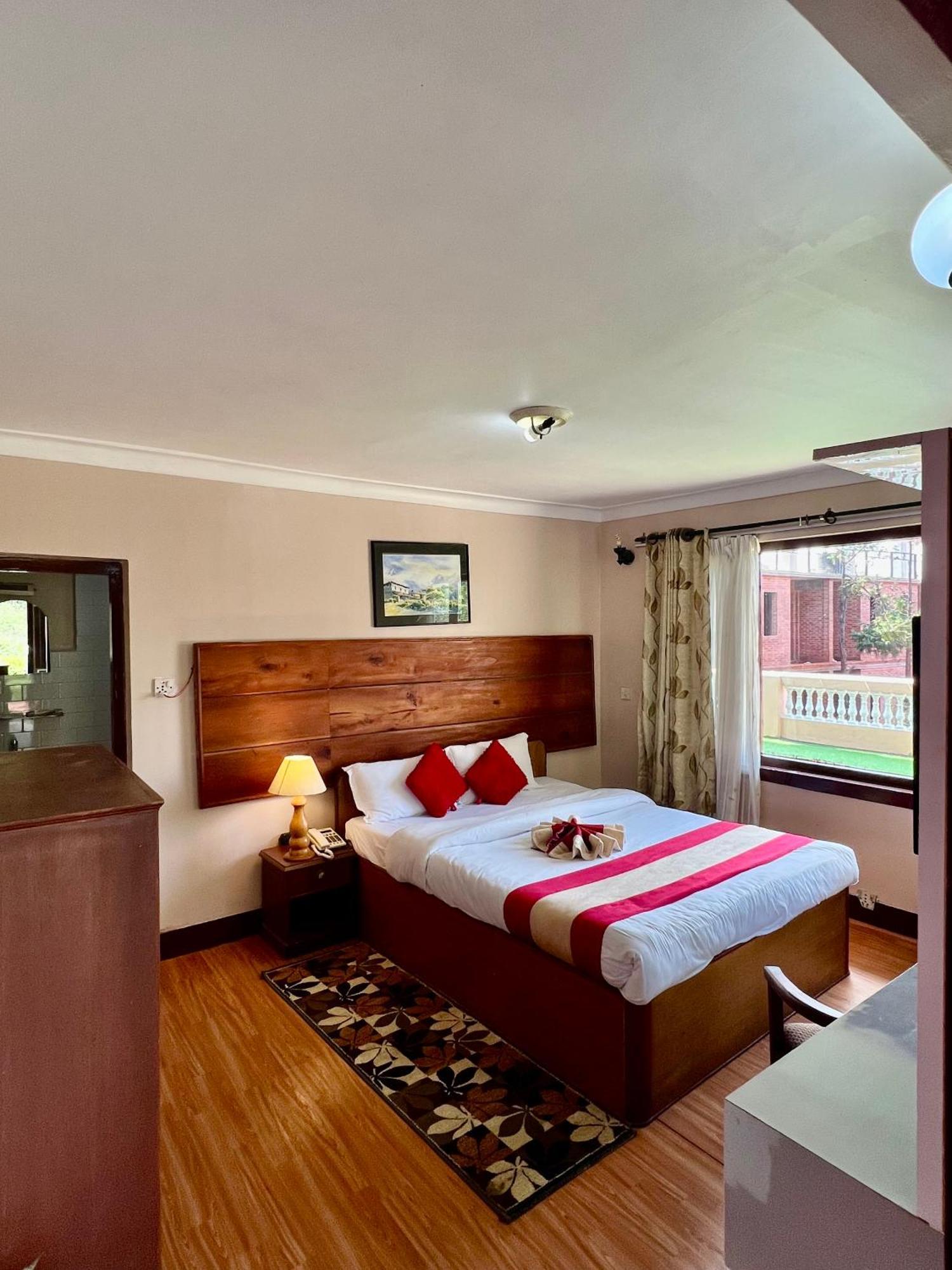 Mount Everest Hotel & Resort Nagarkot Exterior foto