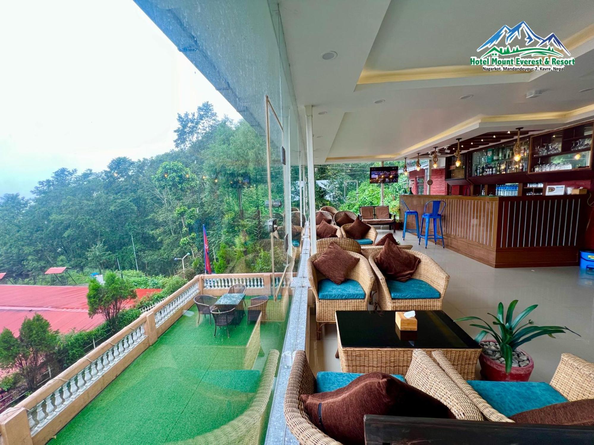 Mount Everest Hotel & Resort Nagarkot Exterior foto